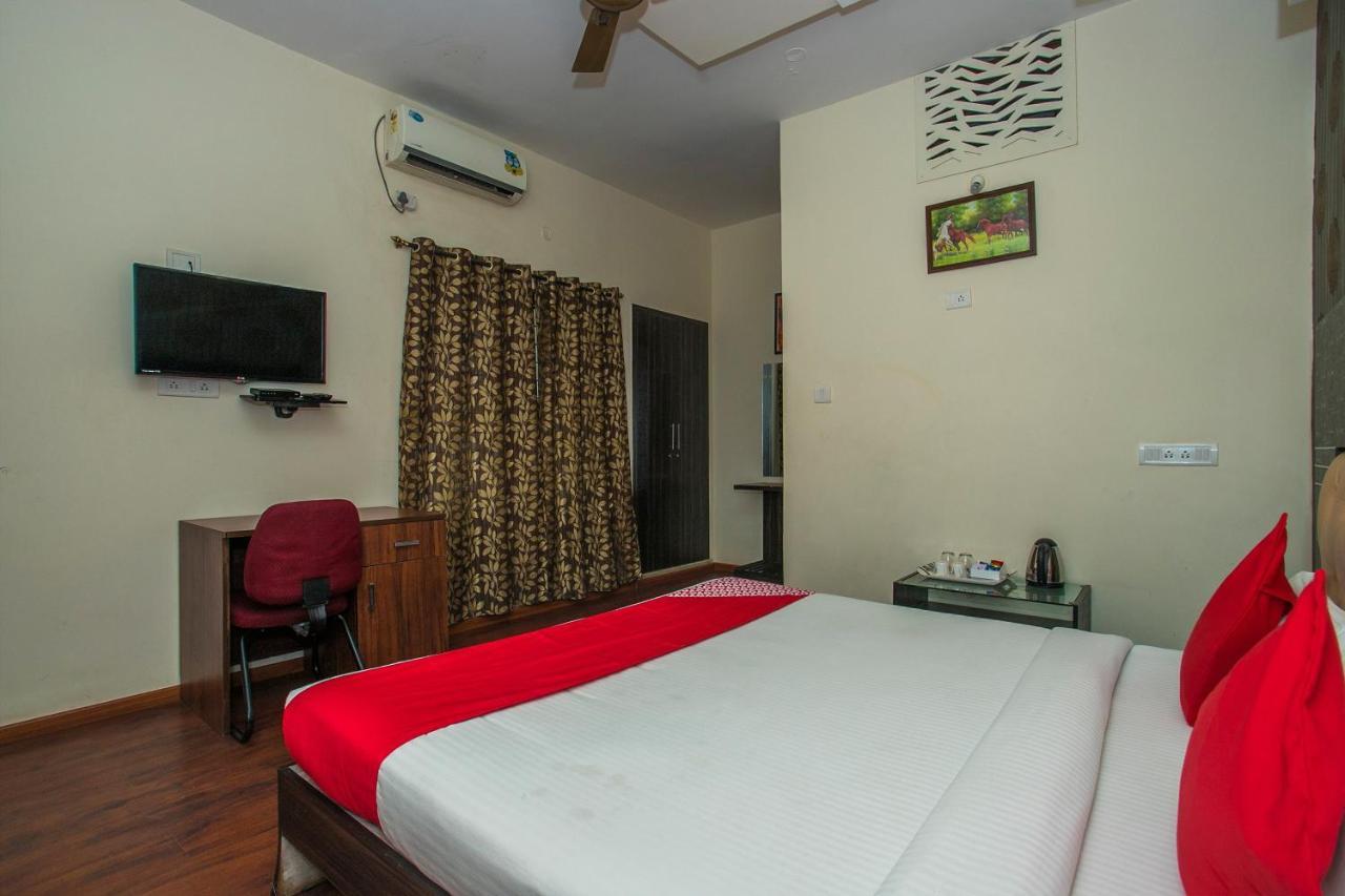 Hotel Venkat Presidency Bengalúr Exteriér fotografie