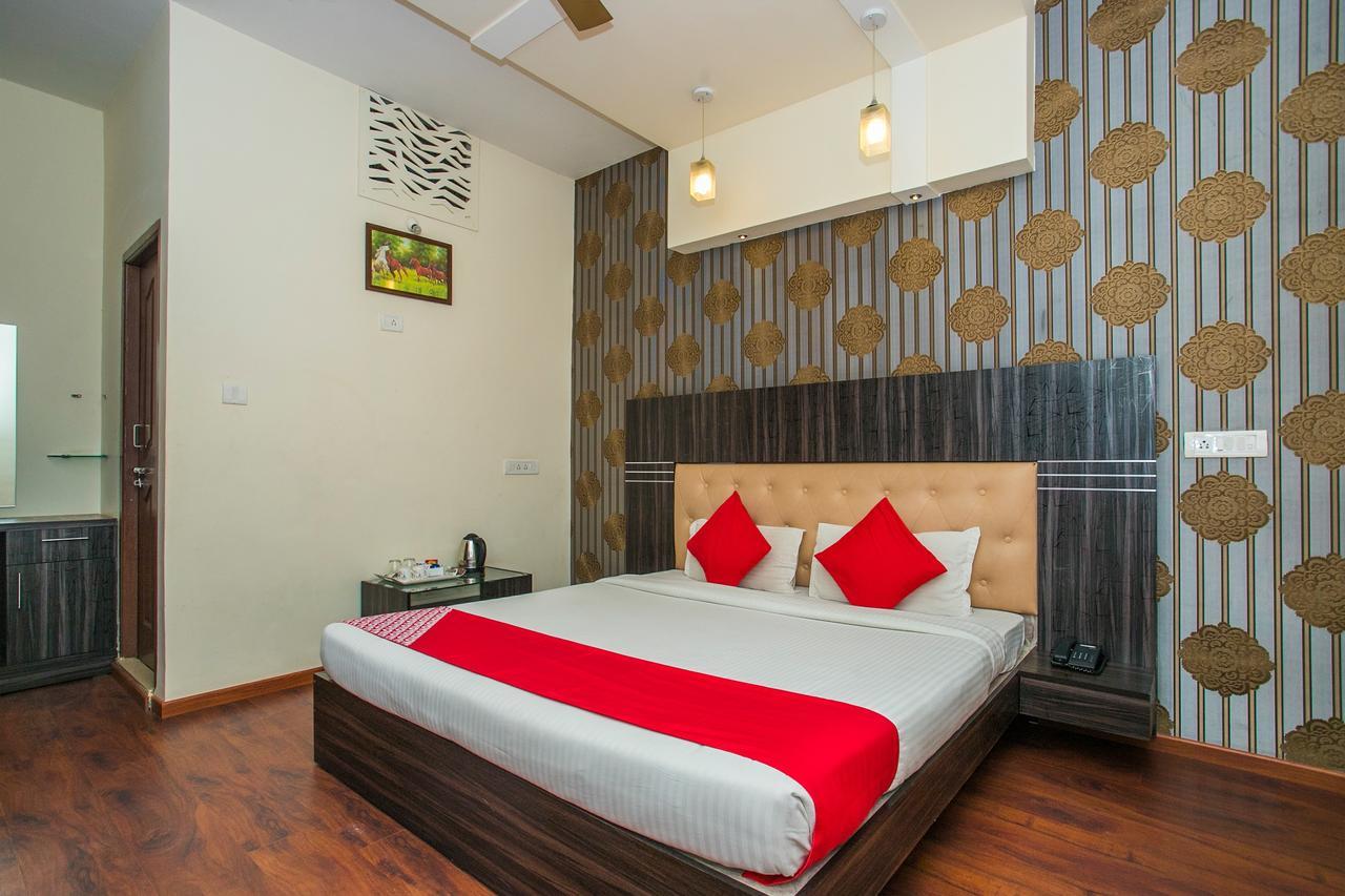 Hotel Venkat Presidency Bengalúr Exteriér fotografie
